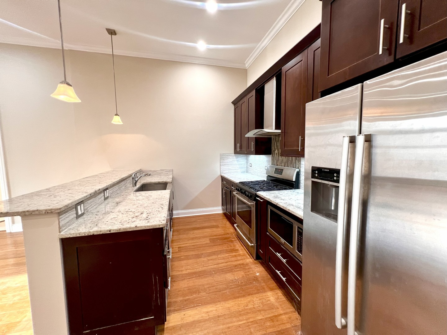 1002 W Van Buren Street Unit: 102