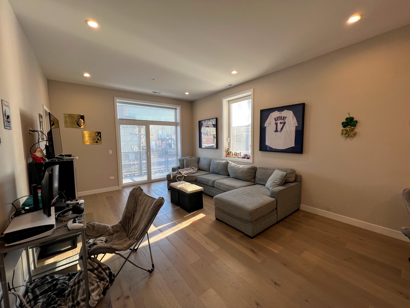 3757 N Sheffield Avenue Unit: 313
