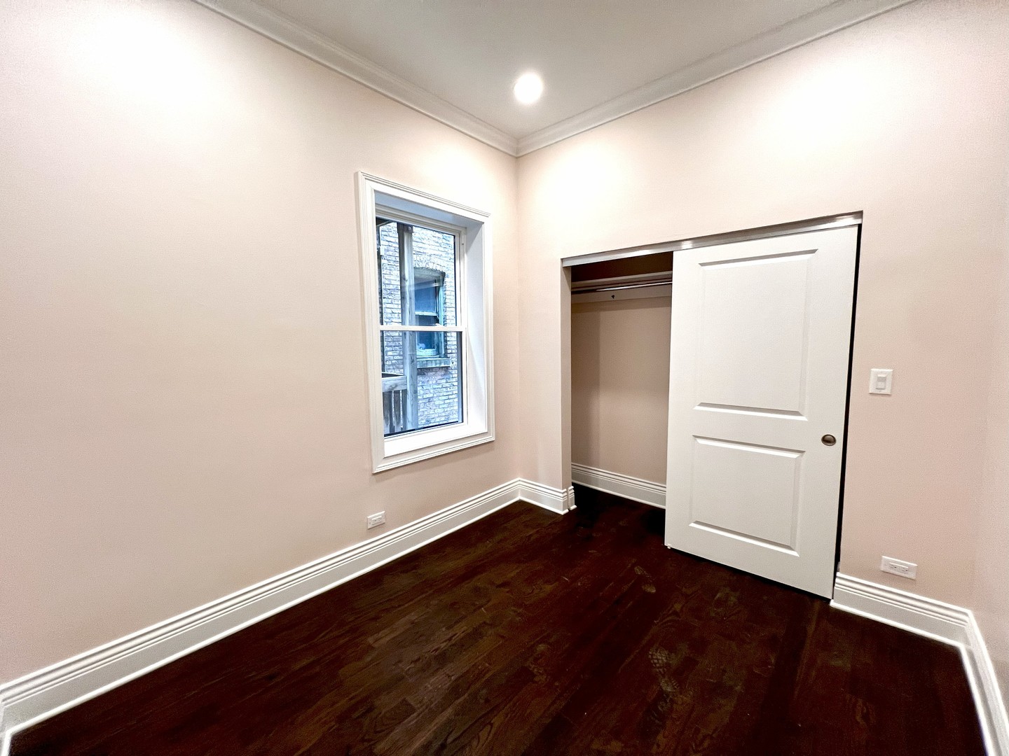 670 W Sheridan Road Unit: 1