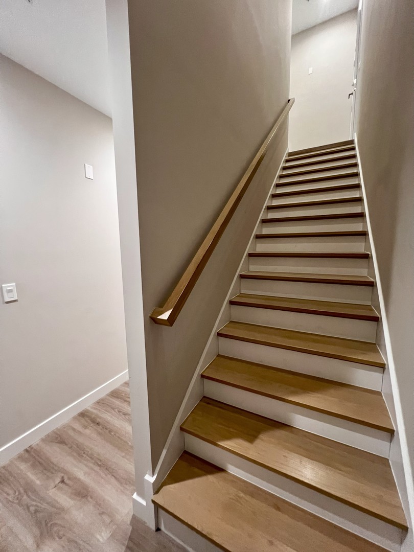 3763 N Sheffield Avenue Unit: 111