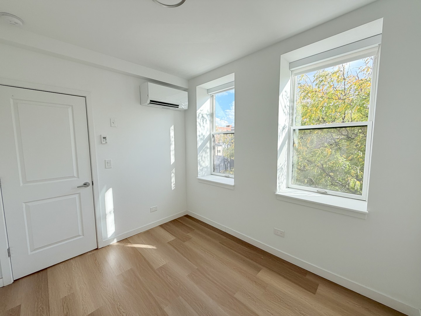 1650 W Roscoe Street Unit: 309
