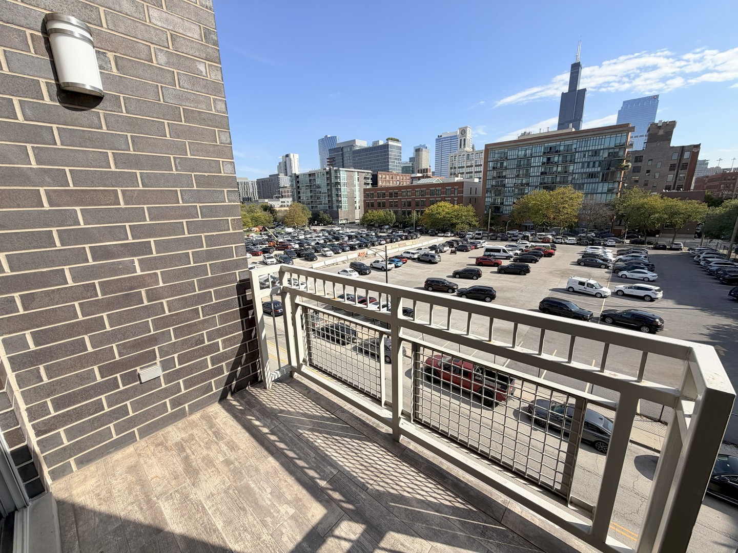 1002 W Van Buren Street Unit: 405