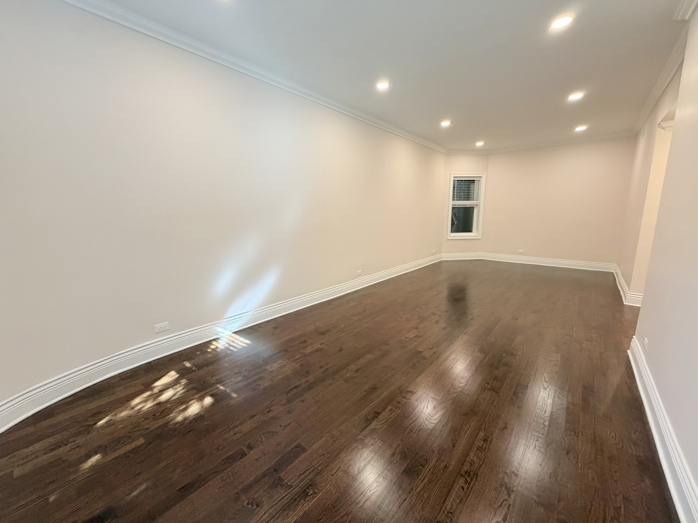 670 W Sheridan Road Unit: 1