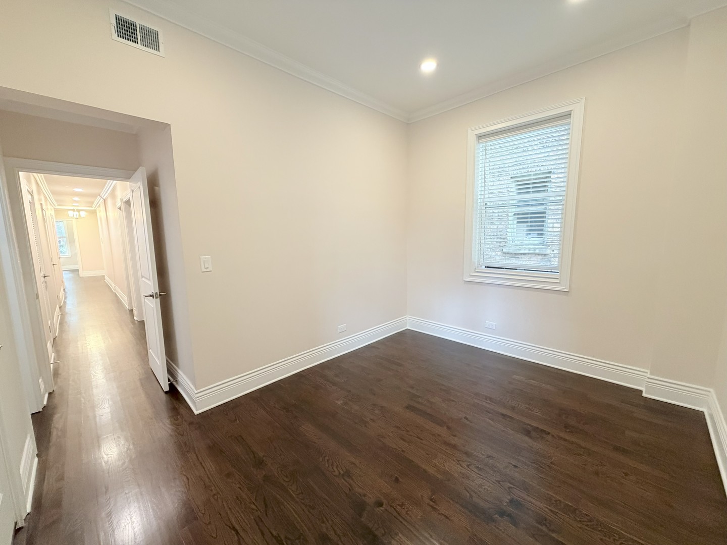 670 W Sheridan Road Unit: 1