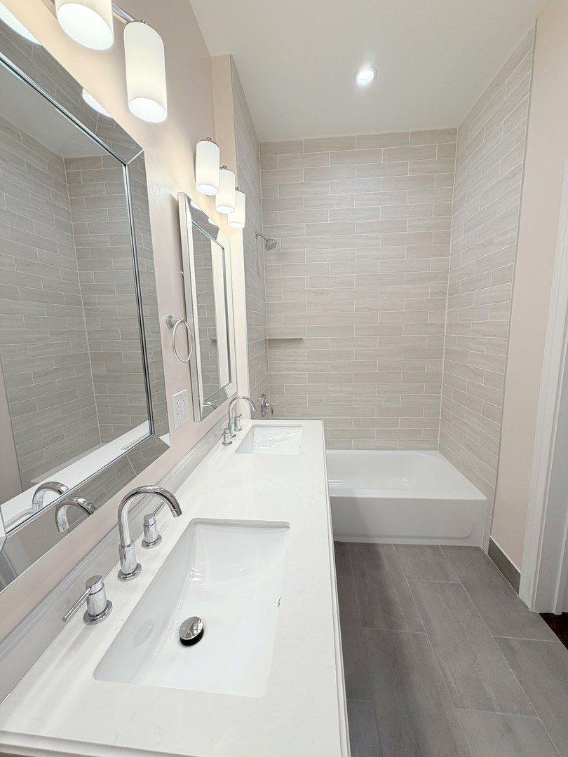 670 W Sheridan Road Unit: 1