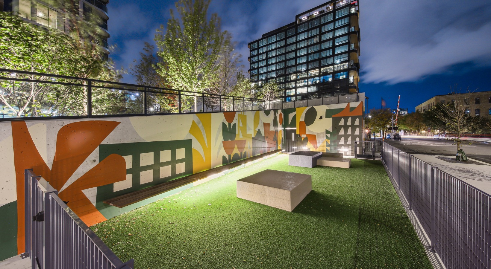 1114 W Carroll Avenue Unit: PH-3201