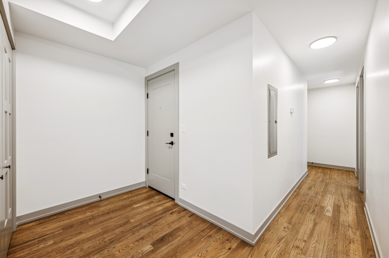 1341 W Estes Avenue Unit: 3A