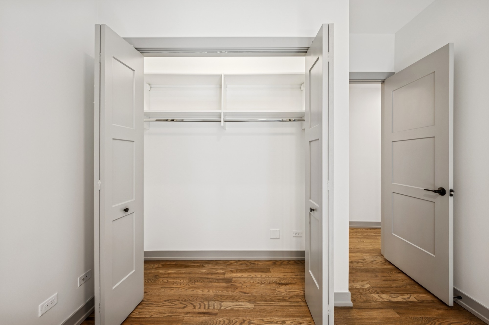 1341 W Estes Avenue Unit: 3A