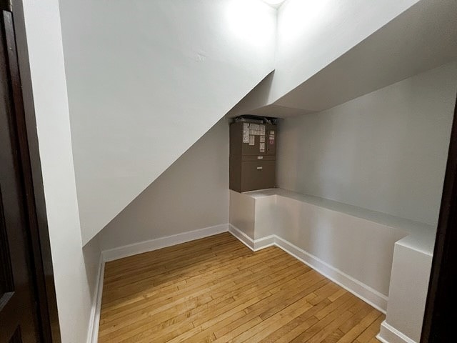 1231 N Greenview Avenue Unit: 1F