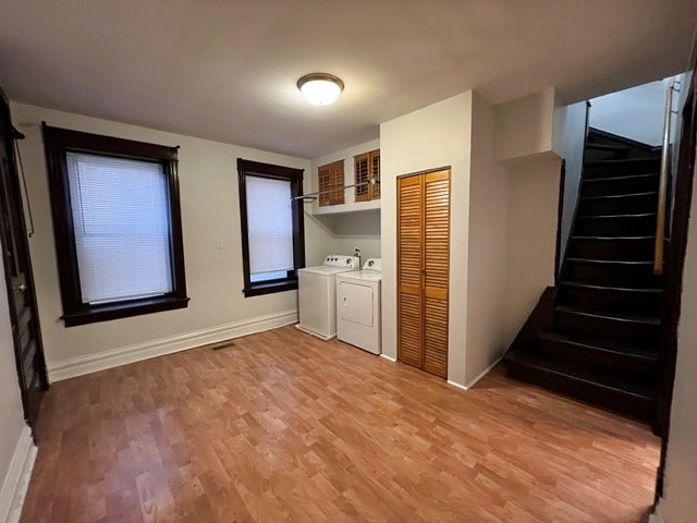 1231 N Greenview Avenue Unit: 1F