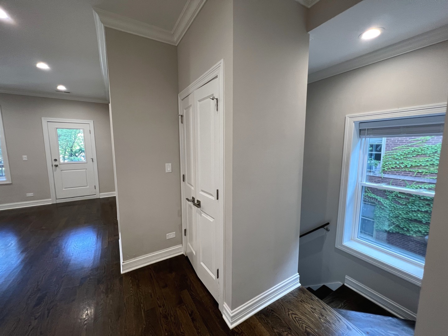 1744 W Winnemac Avenue Unit: 2