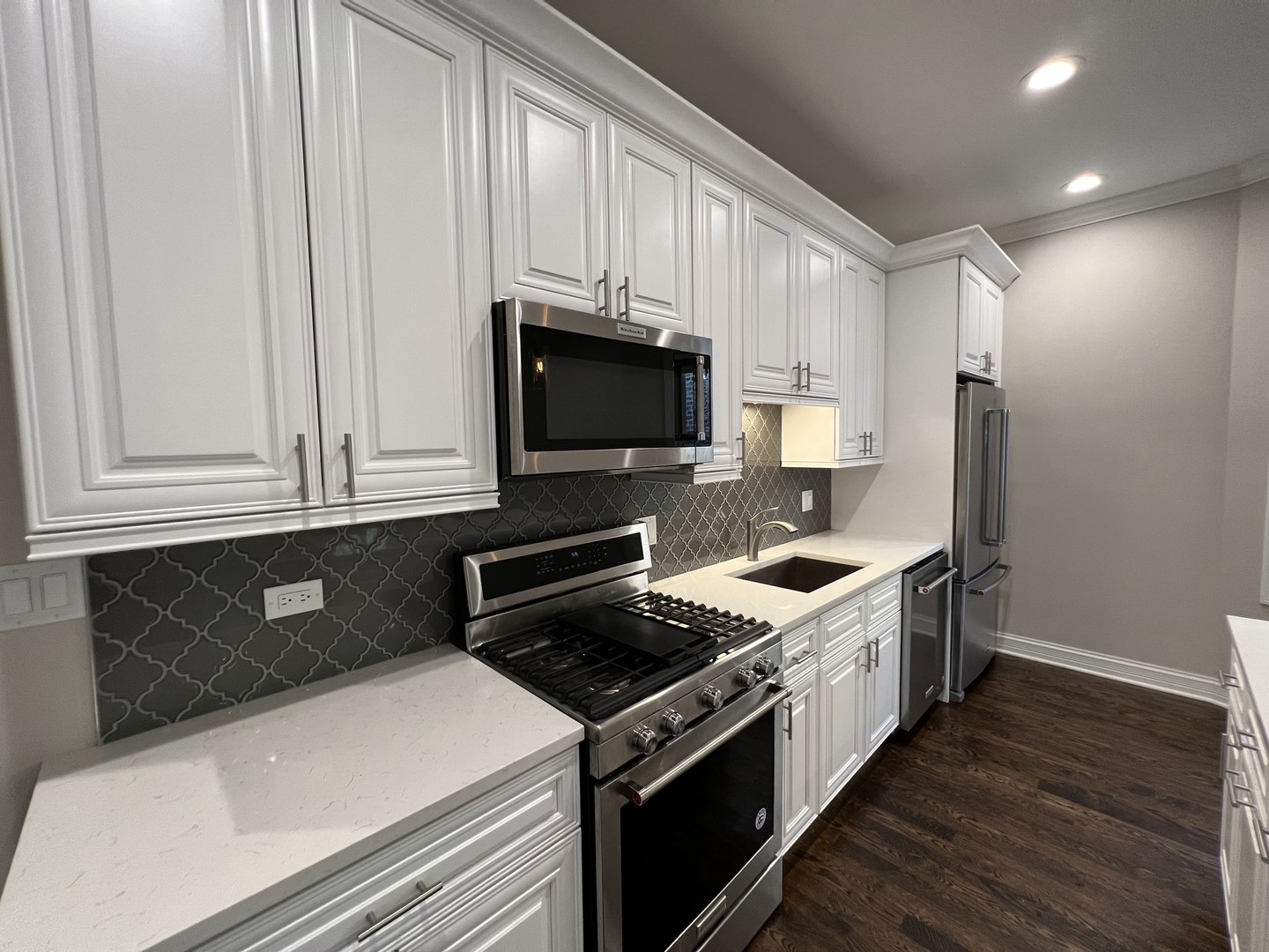 1744 W Winnemac Avenue Unit: 2