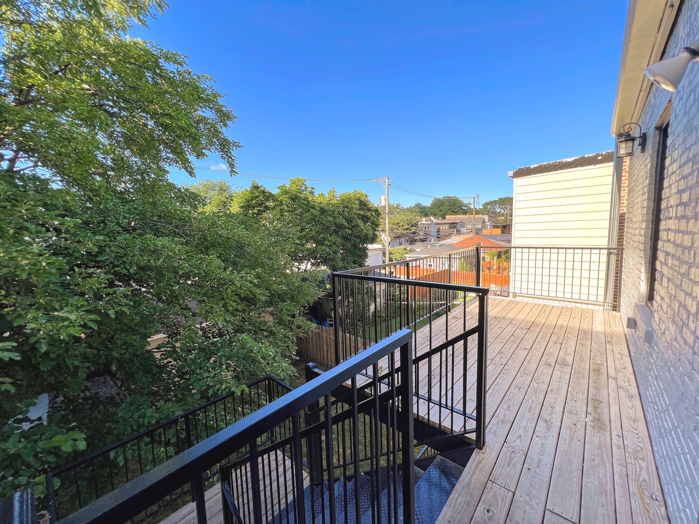 1744 W Winnemac Avenue Unit: 2