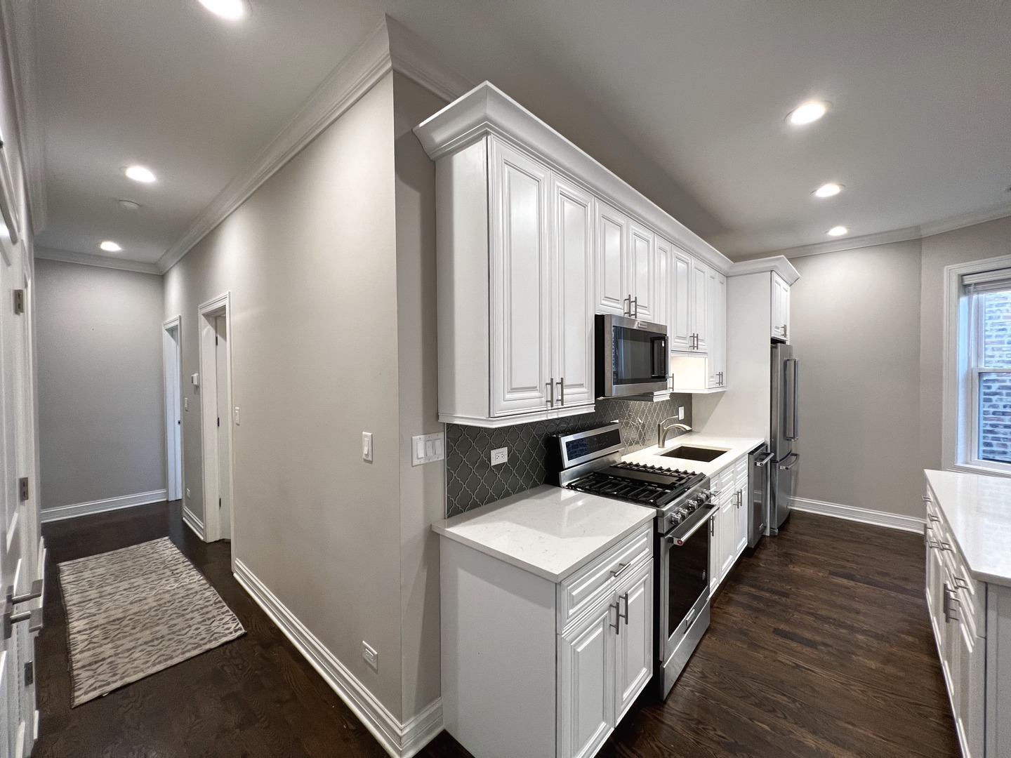 1744 W Winnemac Avenue Unit: 2