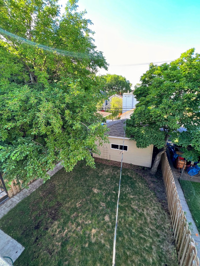 1744 W Winnemac Avenue Unit: 2