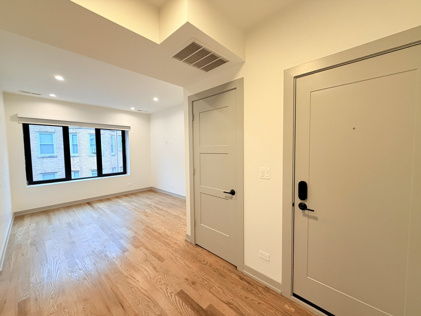 1339 W Estes Avenue Unit: 3D