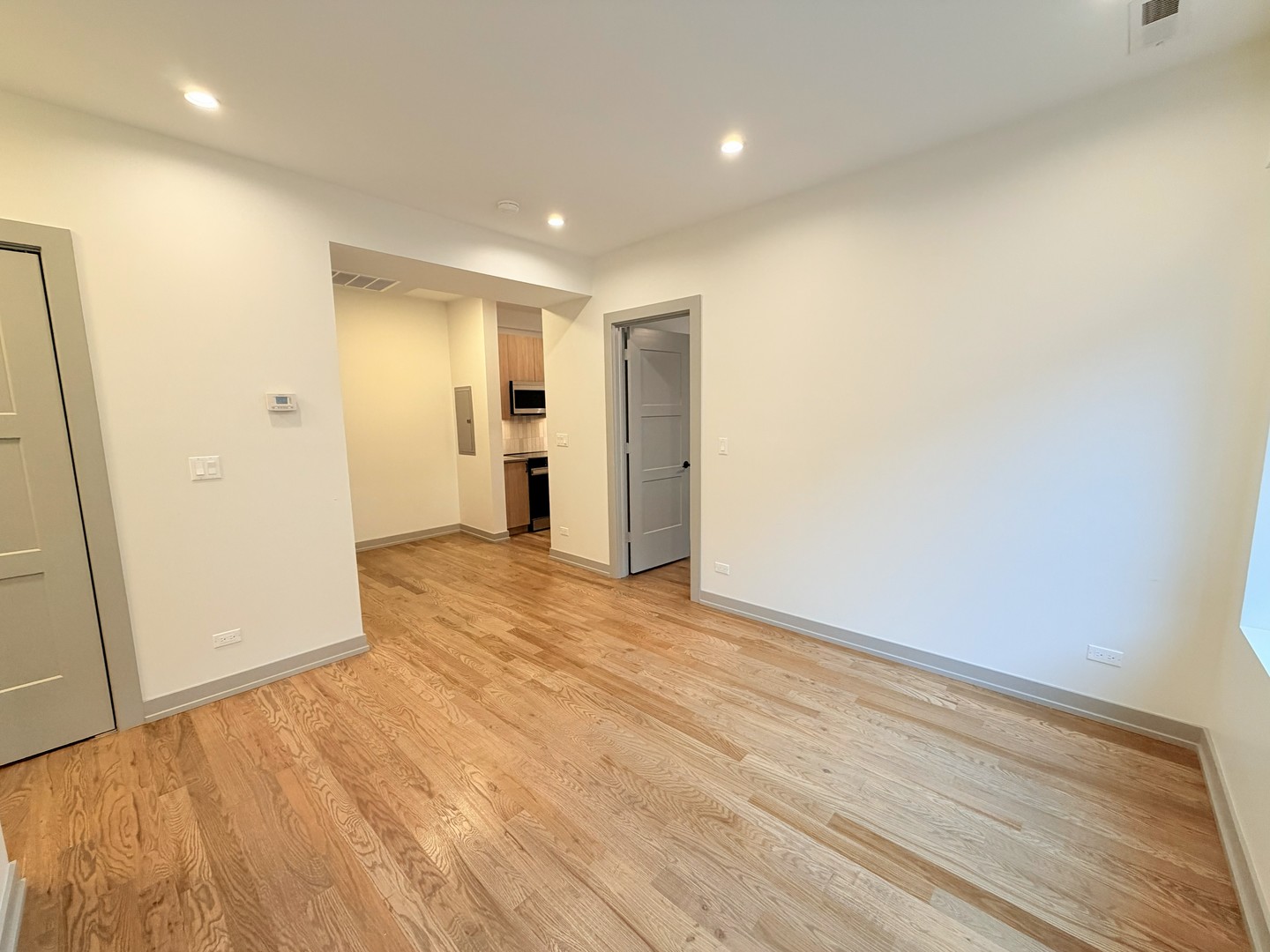 1339 W Estes Avenue Unit: 3D