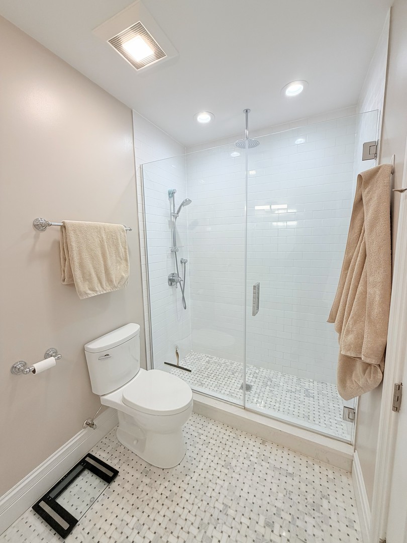 3646 N Fremont Street Unit: 1