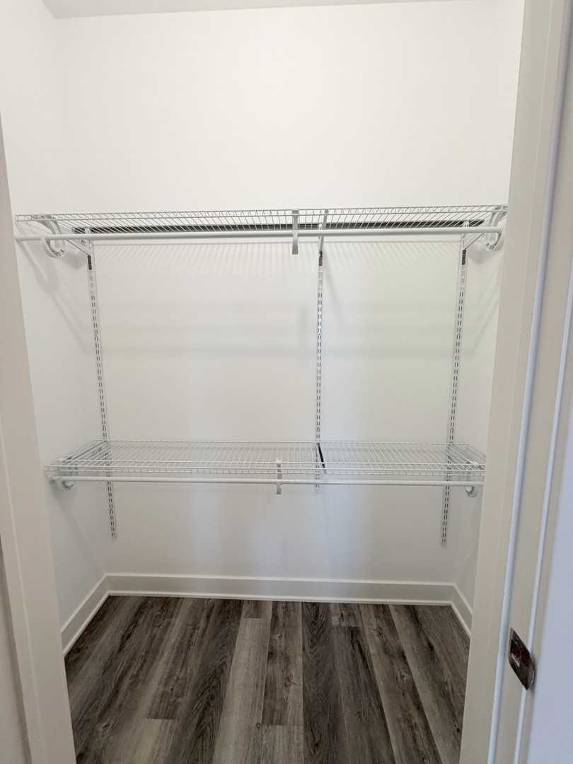 3607 W Ainslie Street Unit: 3