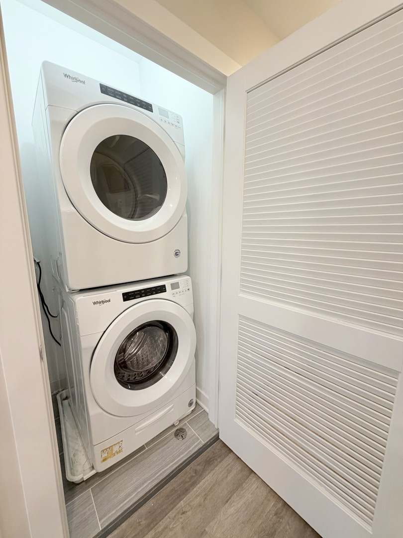 3607 W Ainslie Street Unit: 3