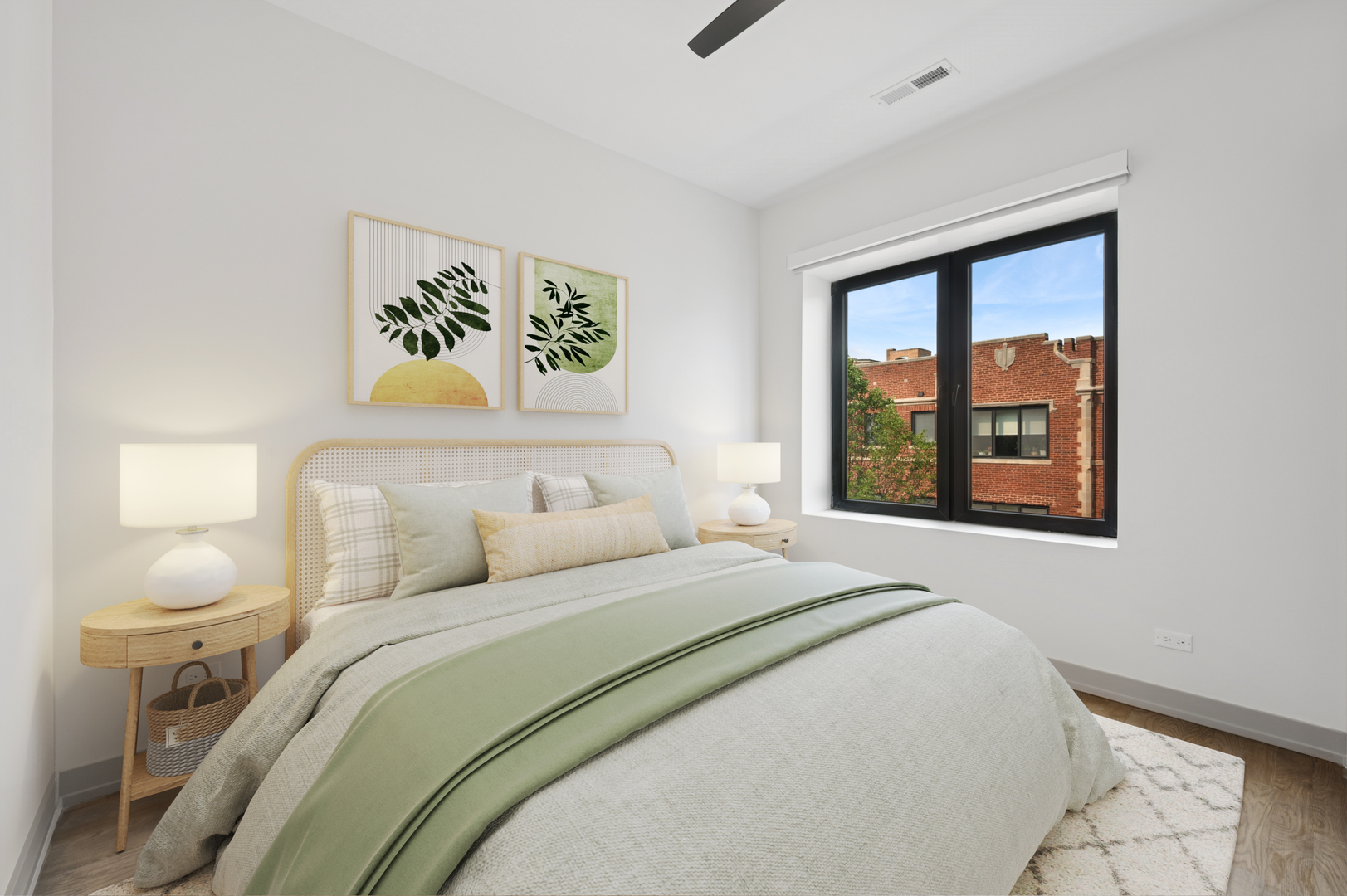 1331 W Estes Avenue Unit: 1A