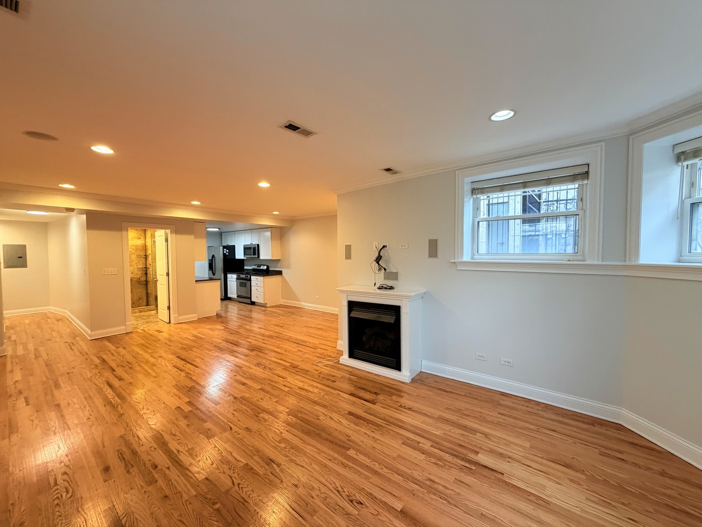 1416 W Lunt Avenue Unit: GDN
