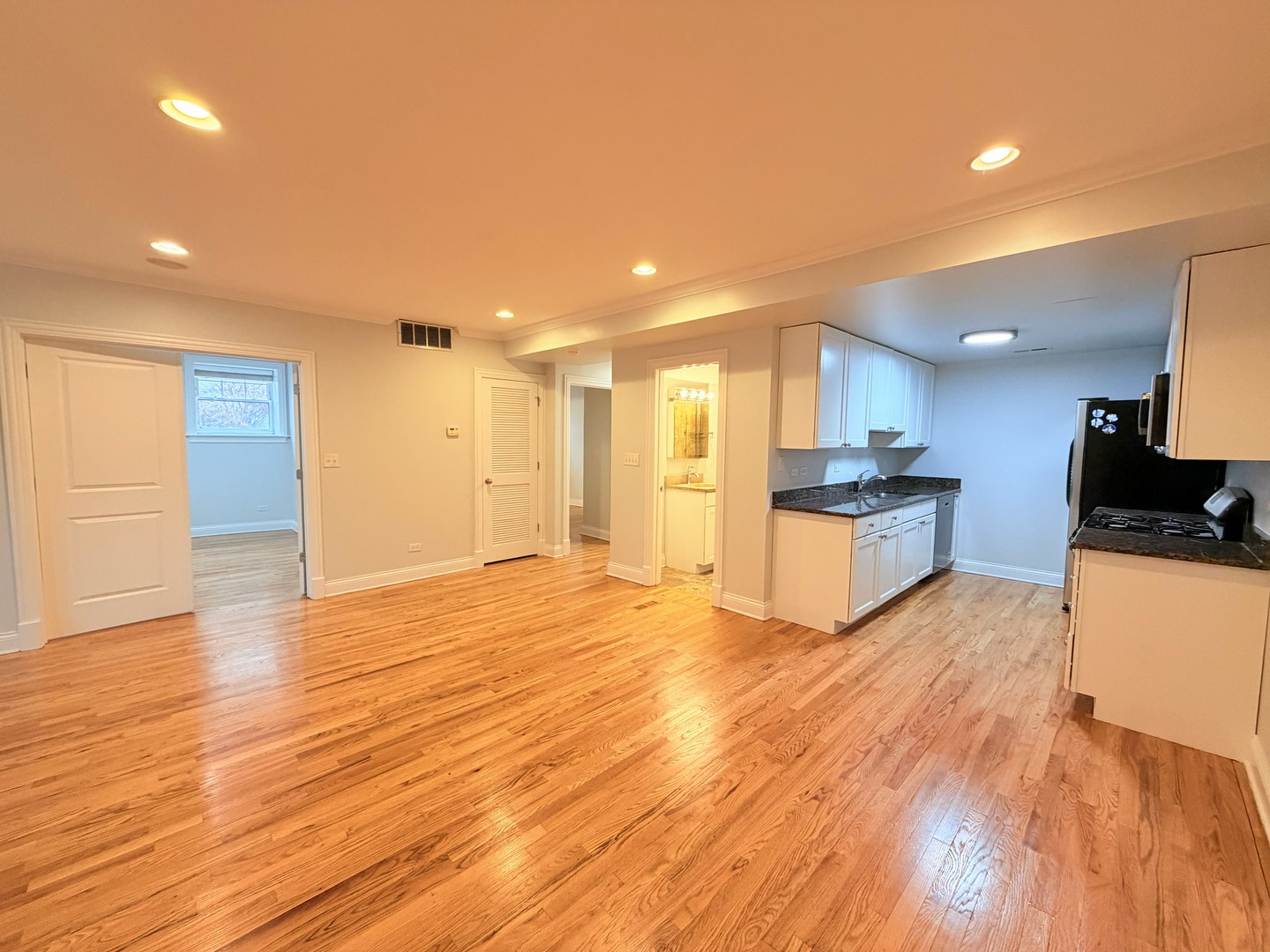 1416 W Lunt Avenue Unit: GDN