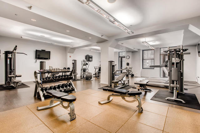 6 N Michigan Avenue Unit: 1505