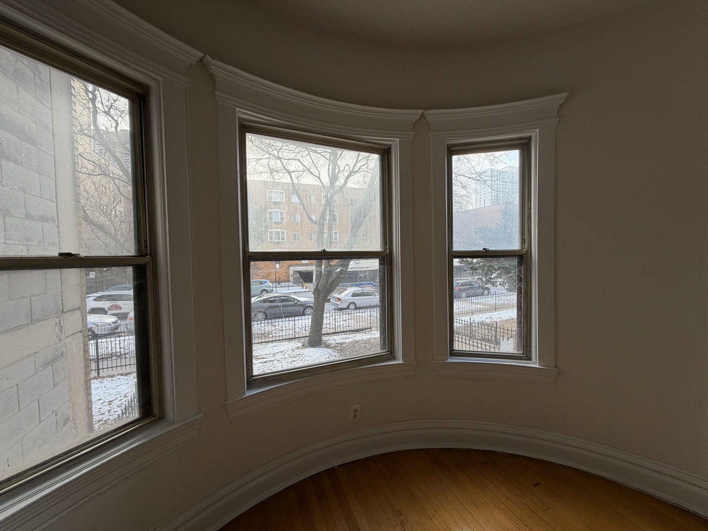 668 W Sheridan Road Unit: 1