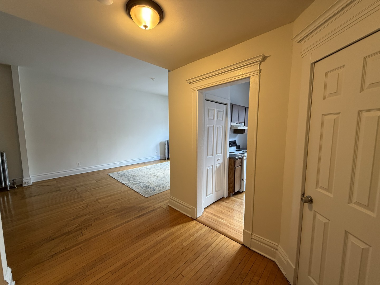 668 W Sheridan Road Unit: 1