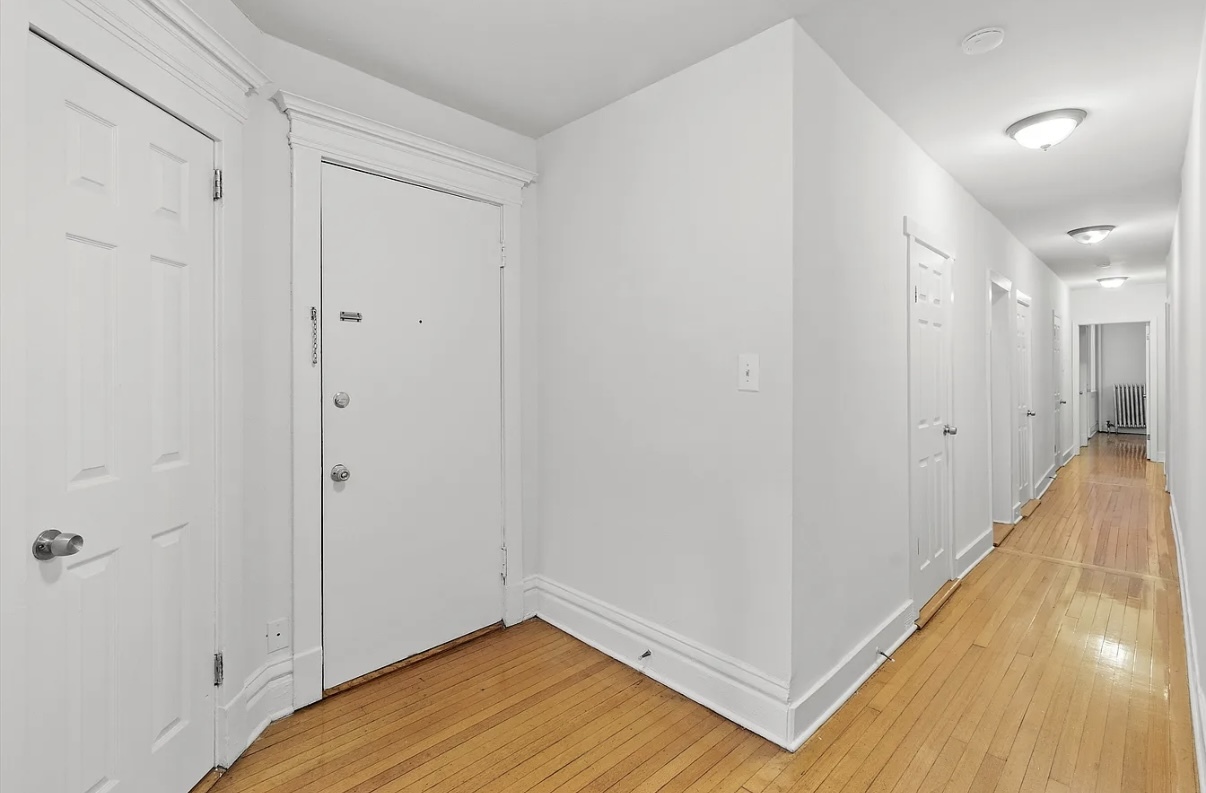 668 W Sheridan Road Unit: 1