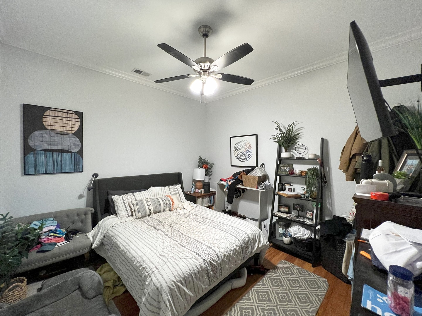 1002 W Van Buren Street Unit: 403