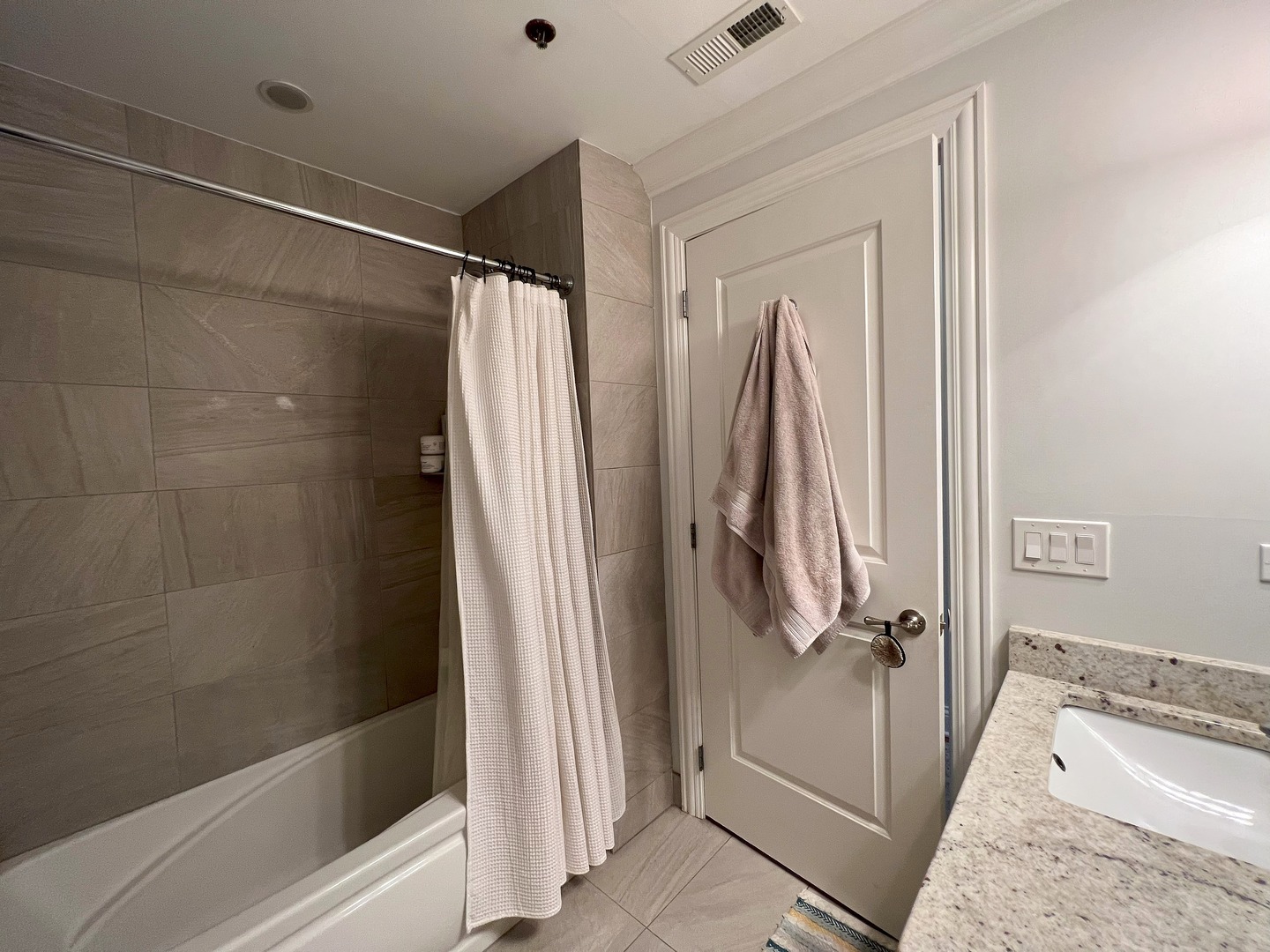 1002 W Van Buren Street Unit: 403