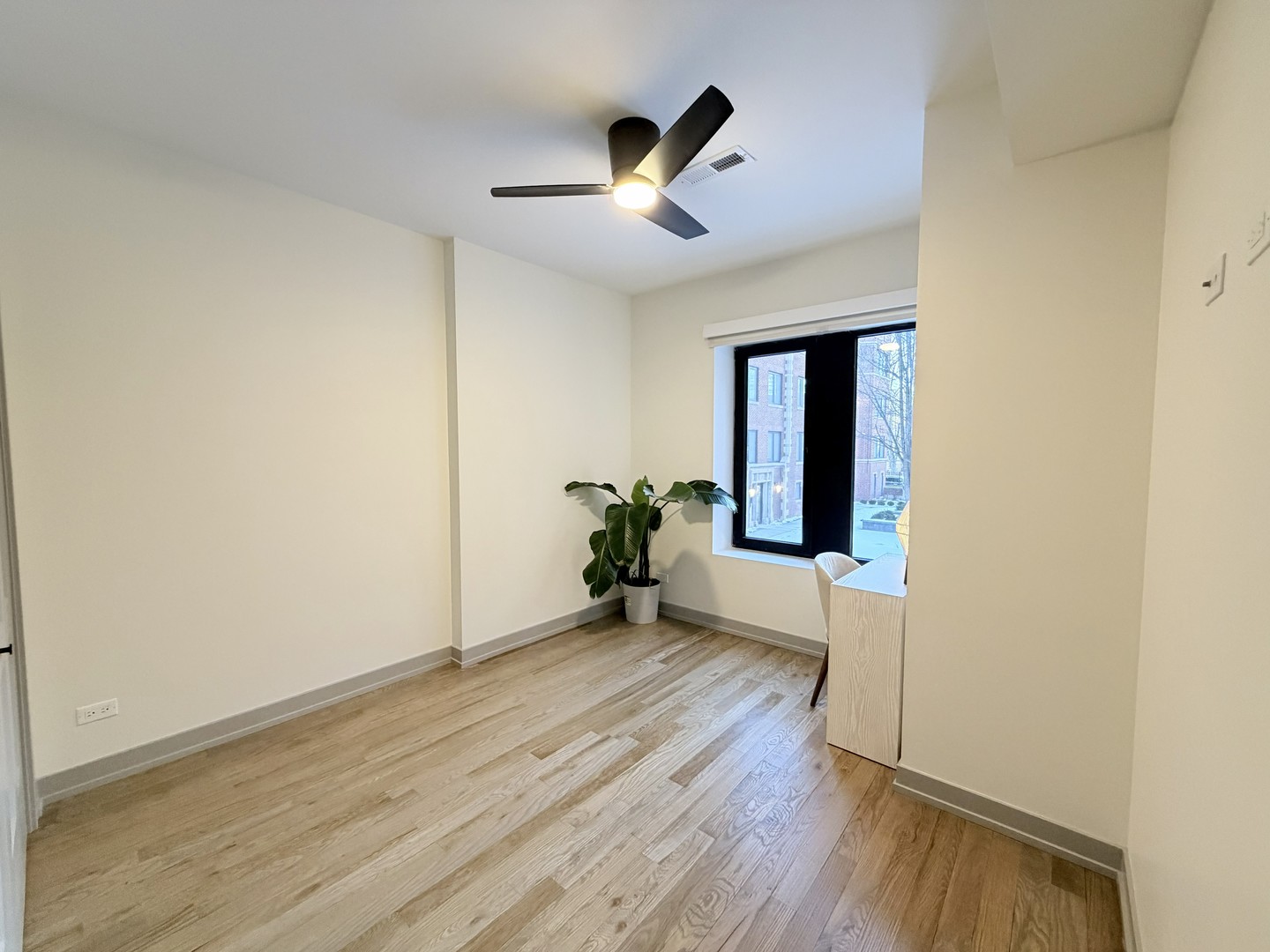 1335 W Estes Avenue Unit: 2A