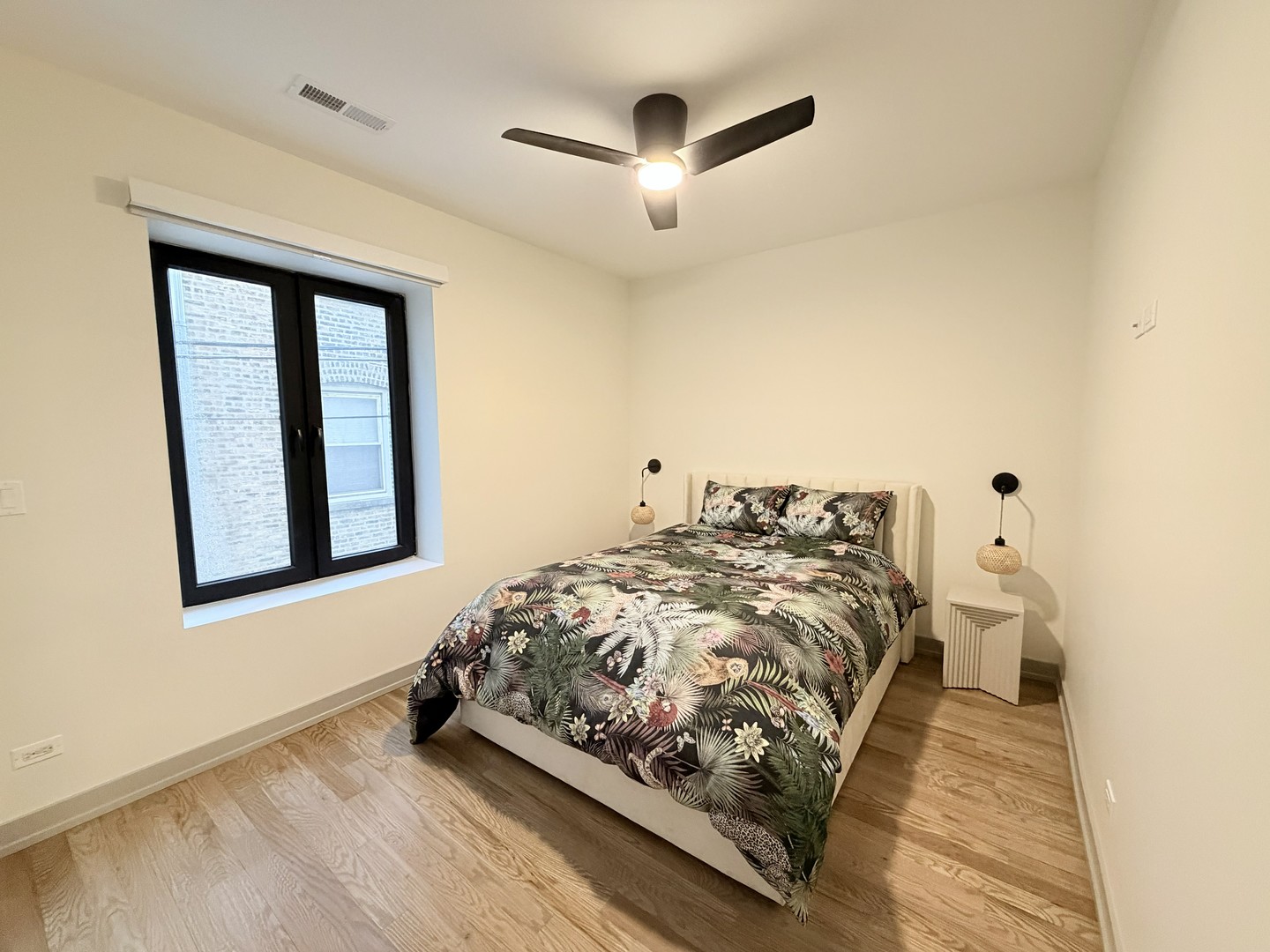 1335 W Estes Avenue Unit: 2A