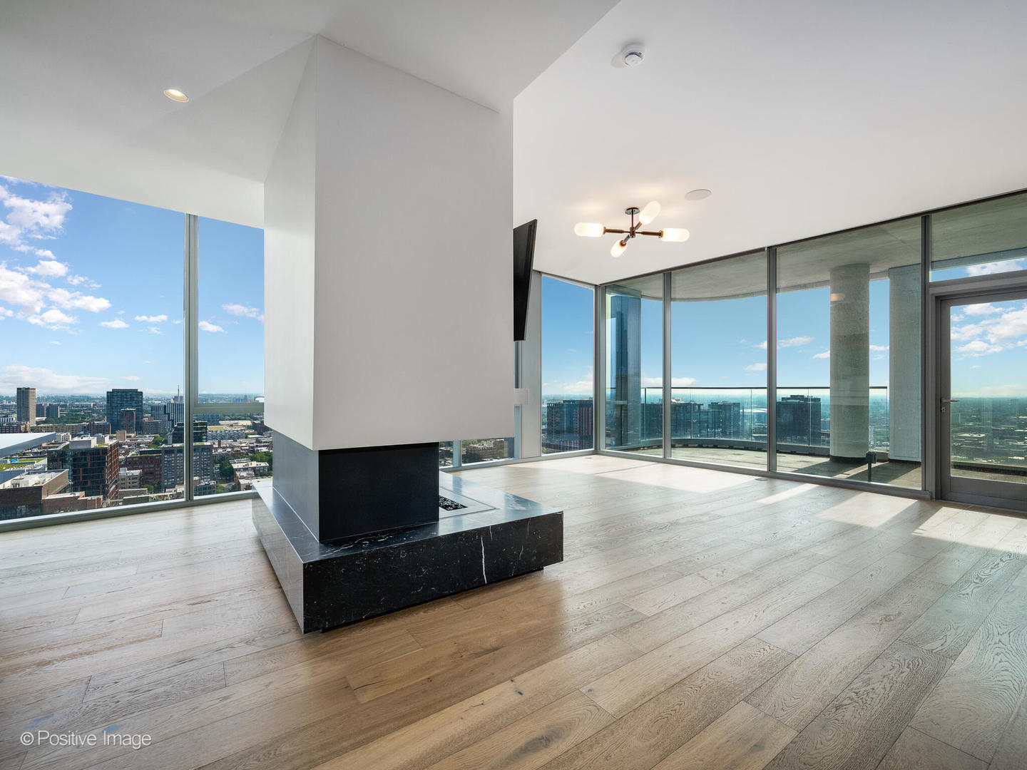 1114 W Carroll Avenue Unit: PH-3304