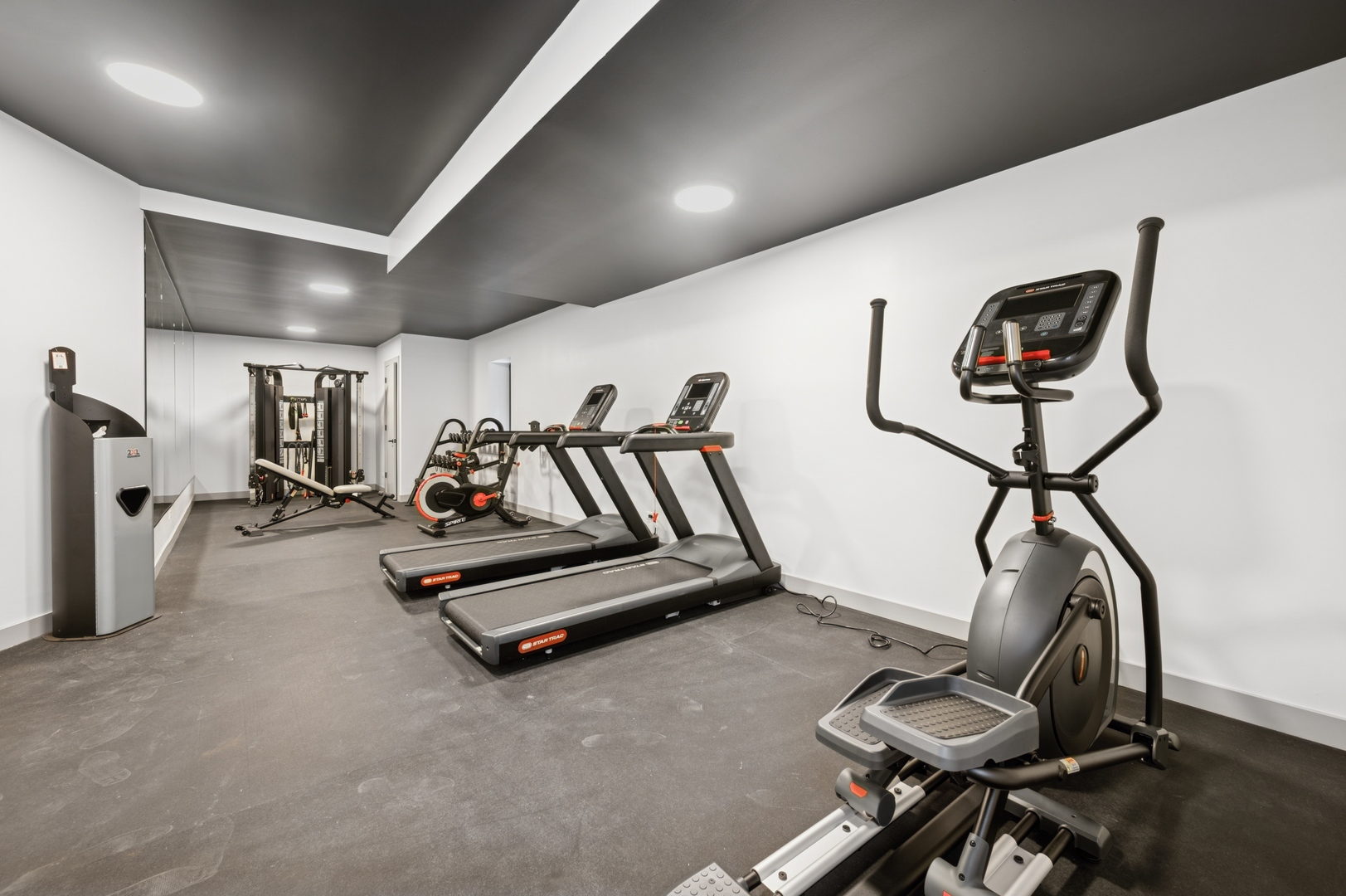 1335 W Estes Avenue Unit: 1A