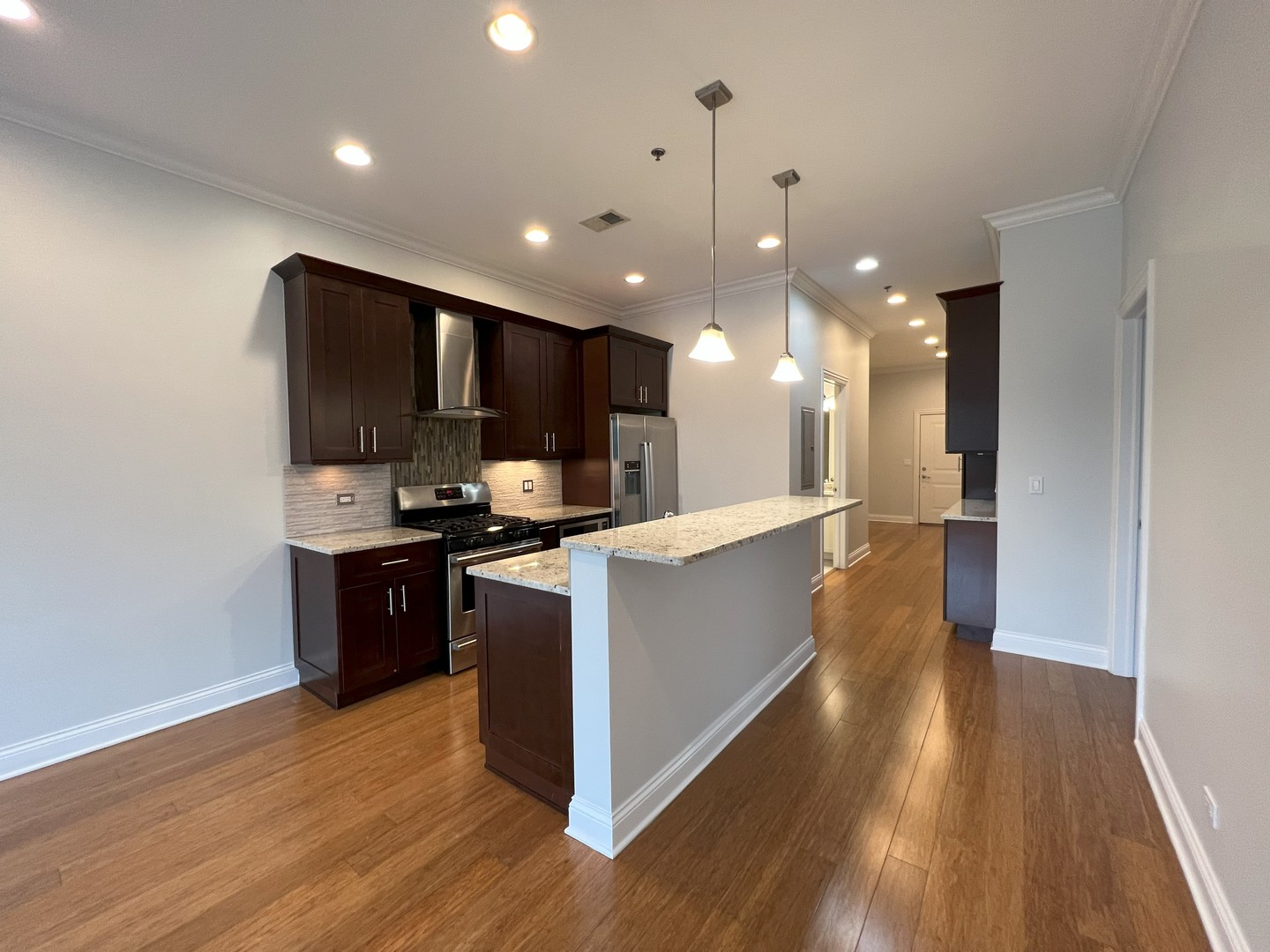 1002 W Van Buren Street Unit: 407