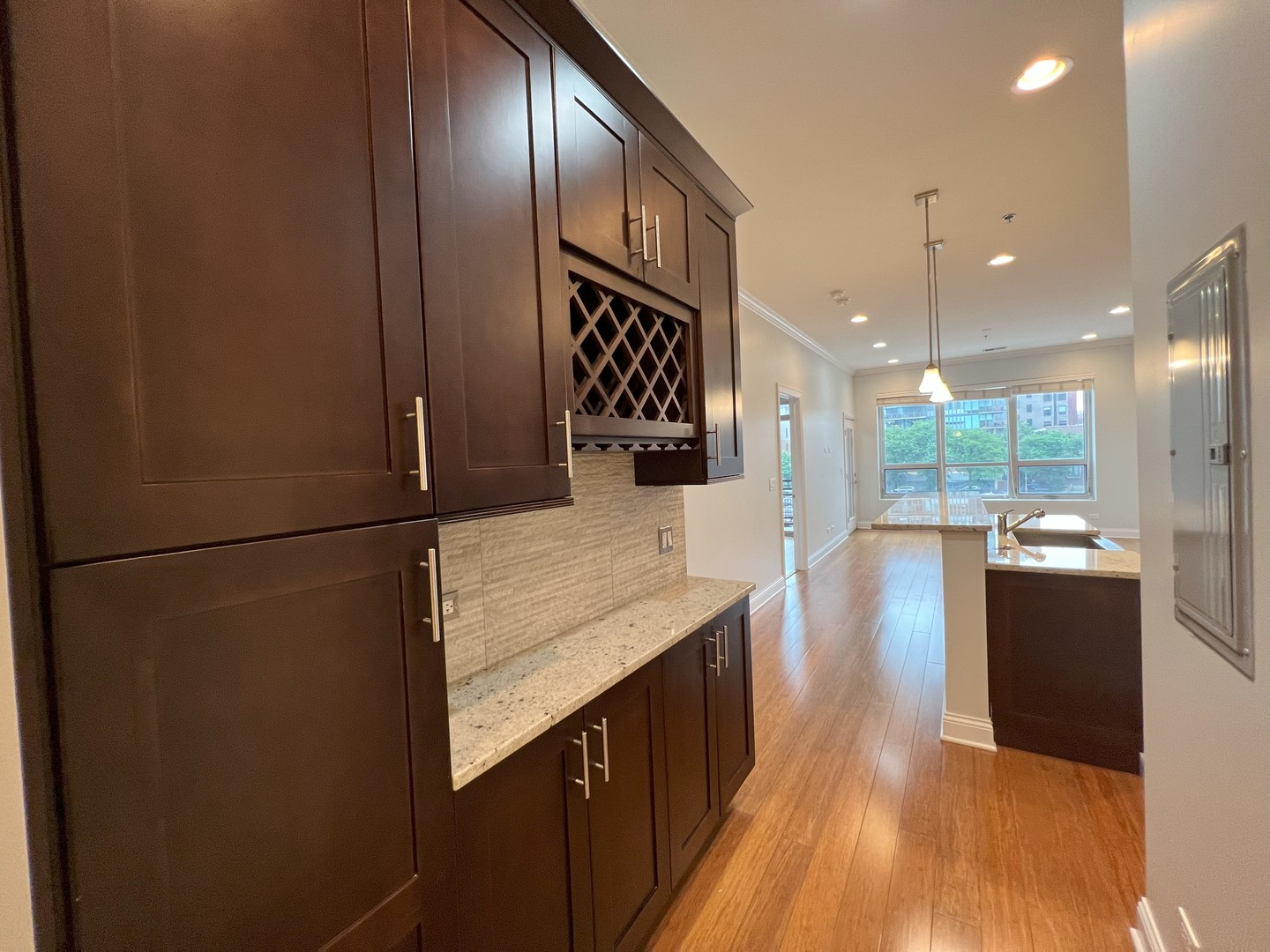 1002 W Van Buren Street Unit: 407