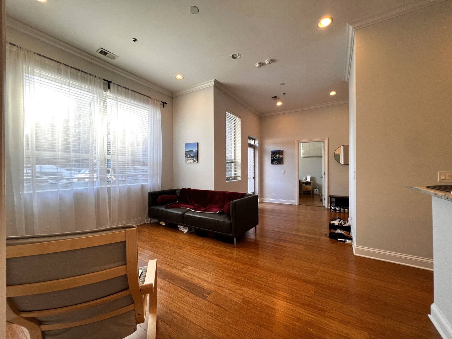 1002 W Van Buren Street Unit: 101