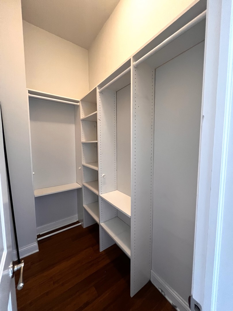 1002 W Van Buren Street Unit: 101