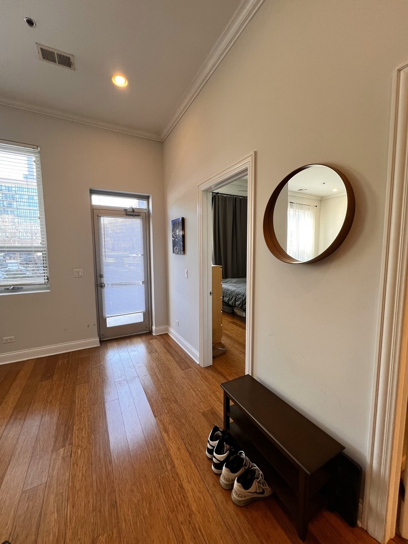 1002 W Van Buren Street Unit: 101