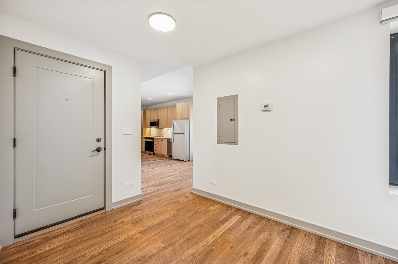 1337 W Estes Avenue Unit: 3C