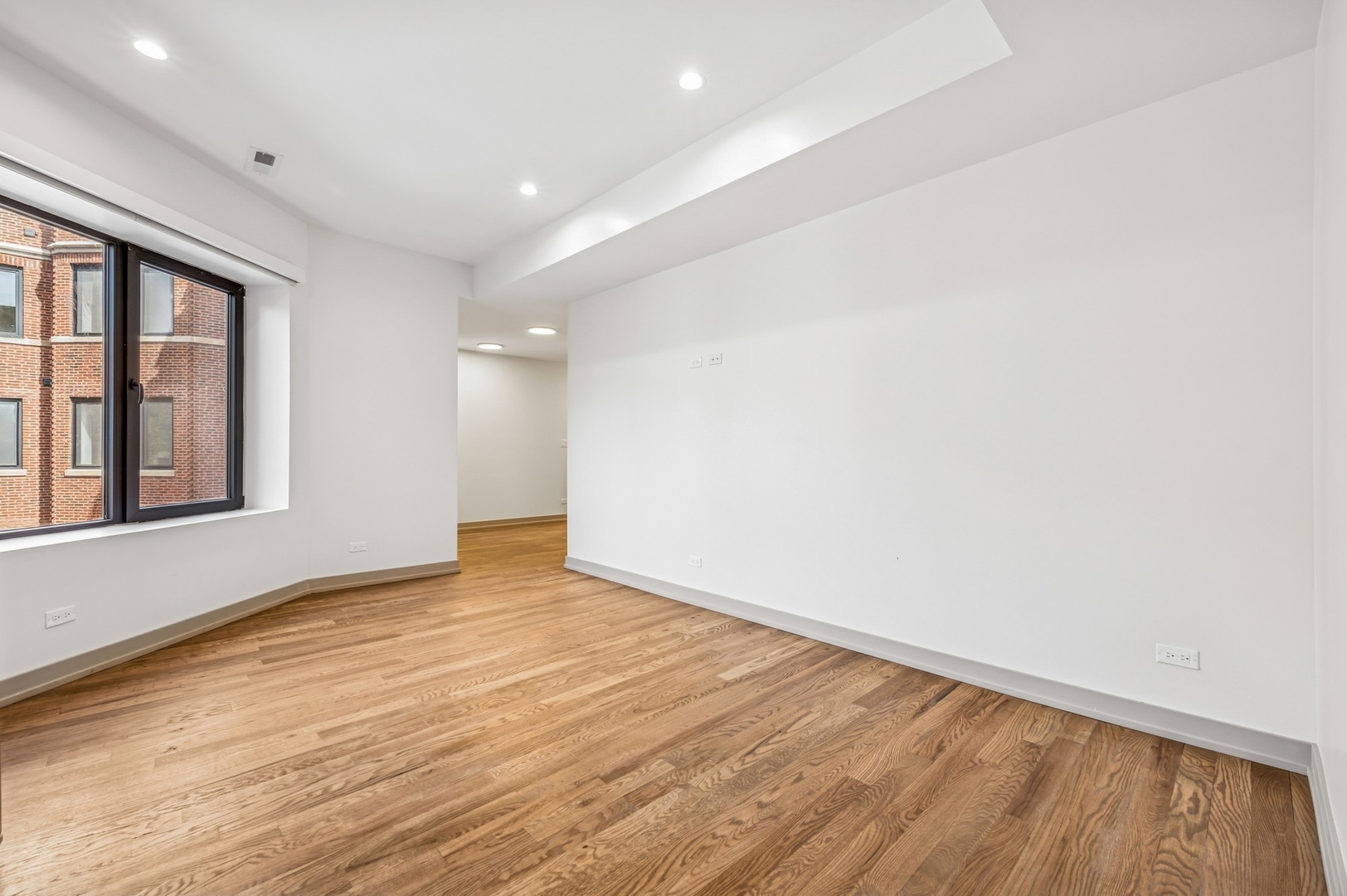 1337 W Estes Avenue Unit: 3C