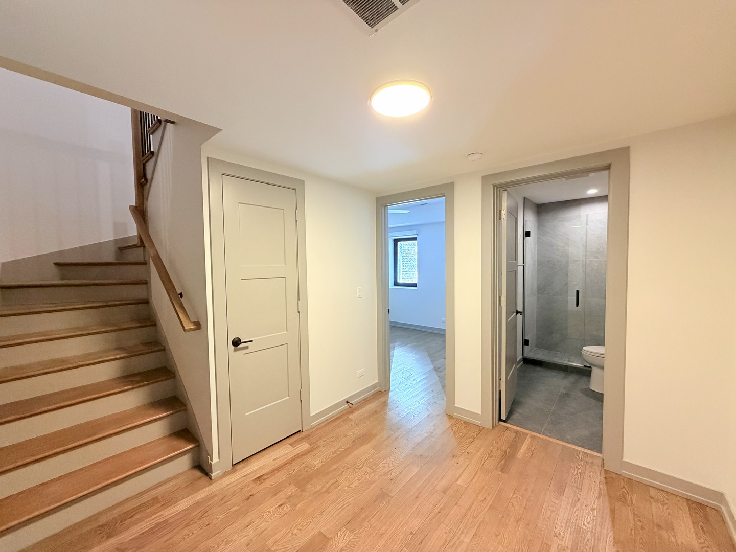 1333 W Estes Avenue Unit: 1A