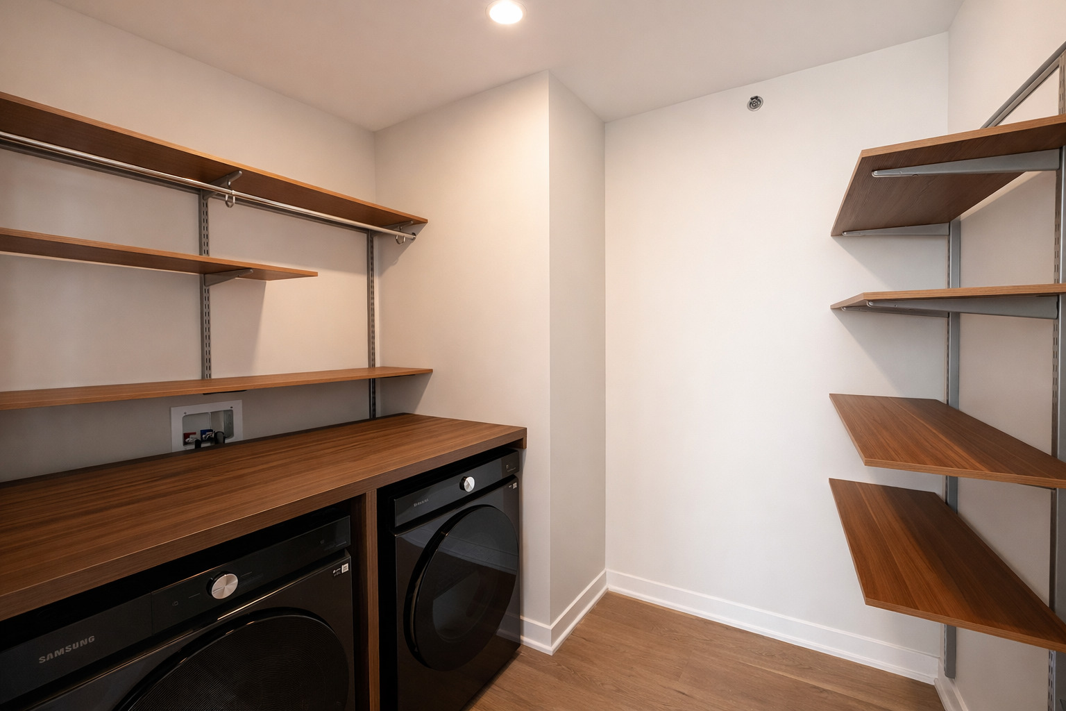 1114 W Carroll Avenue Unit: PH-3301