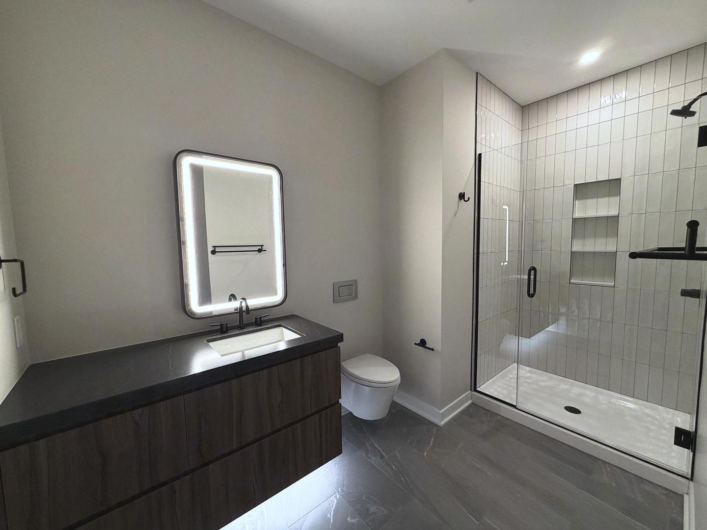 1114 W Carroll Avenue Unit: PH-3301