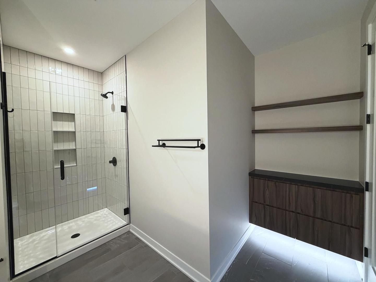 1114 W Carroll Avenue Unit: PH-3301