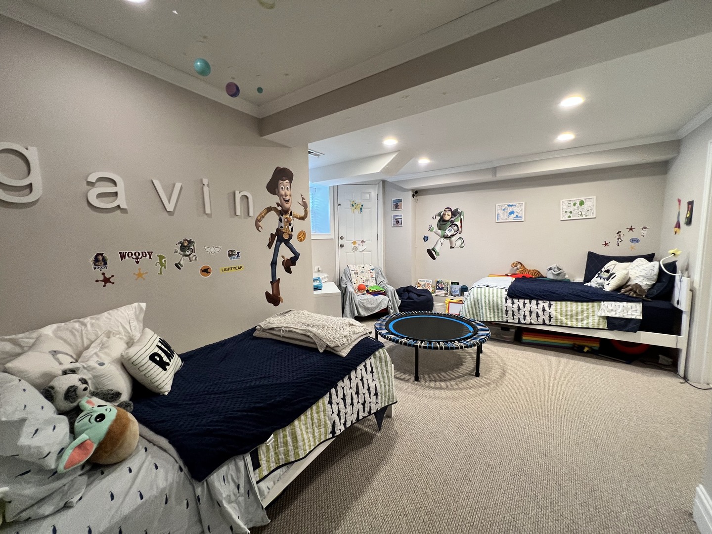 3616 N Bosworth Avenue Unit: 1