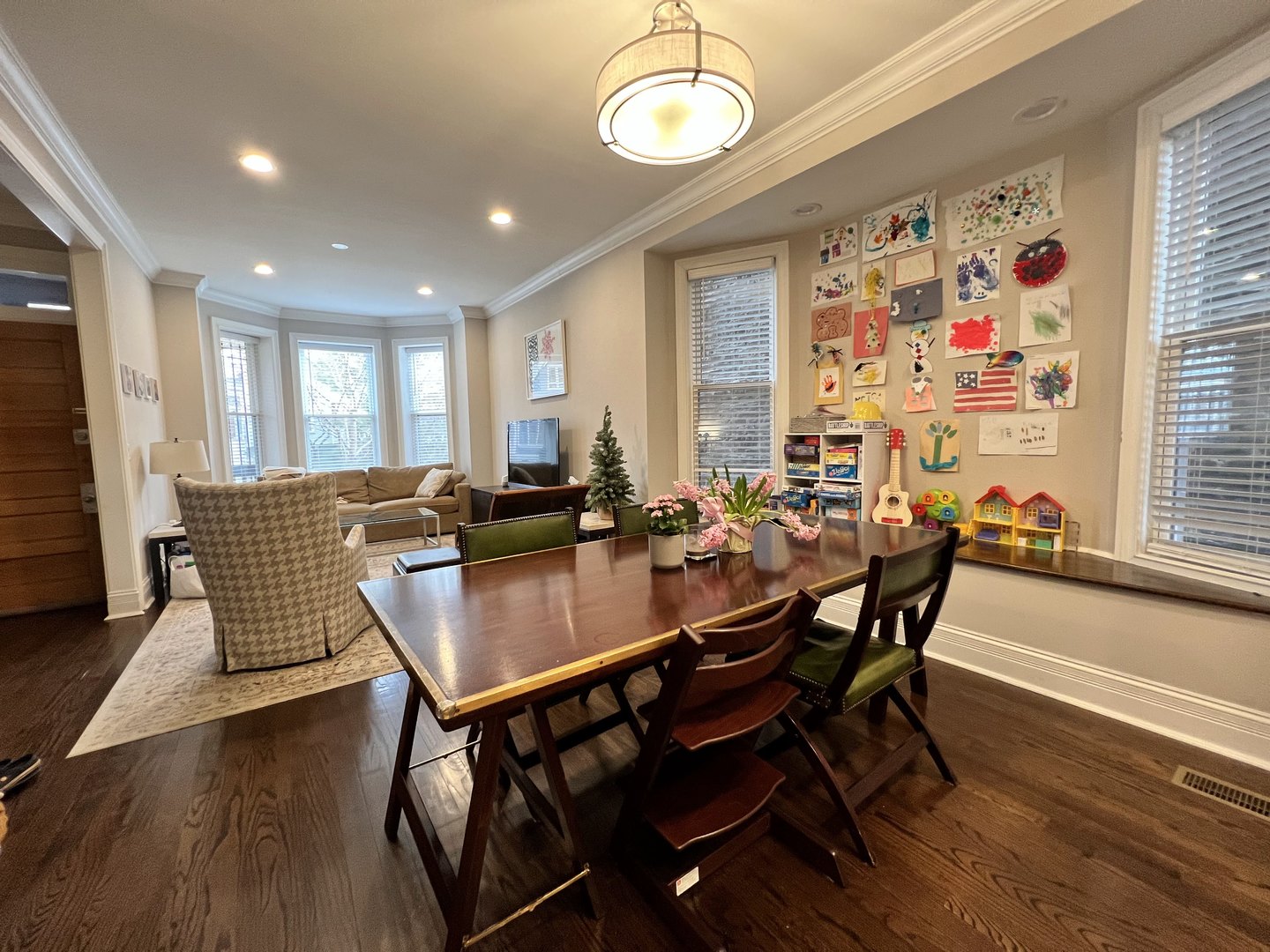 3616 N Bosworth Avenue Unit: 1